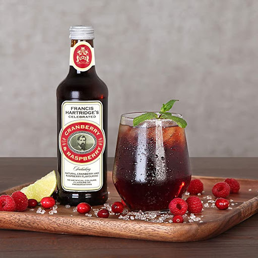 Hartridges áfonya és málna ízű szénsavas üdítő 330 ml