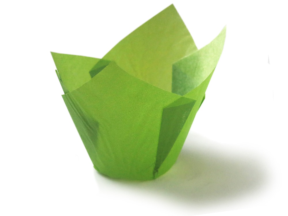 Papír kosárka muffinokra- zöld papír tulipán  12 db -