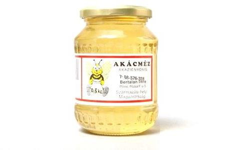 Bertalan akácméz 500 g